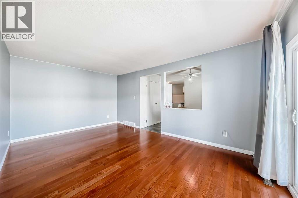 #3 4503 75 Street NW - 24