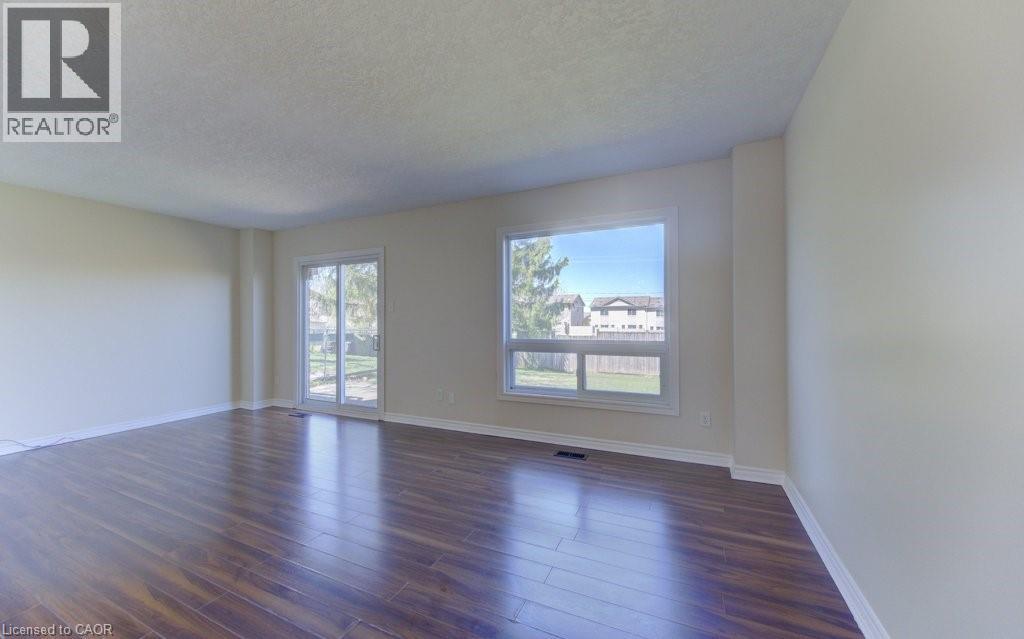 90 RALGREEN Crescent, Kitchener, Ontario, N2M1T9 — Photo 18