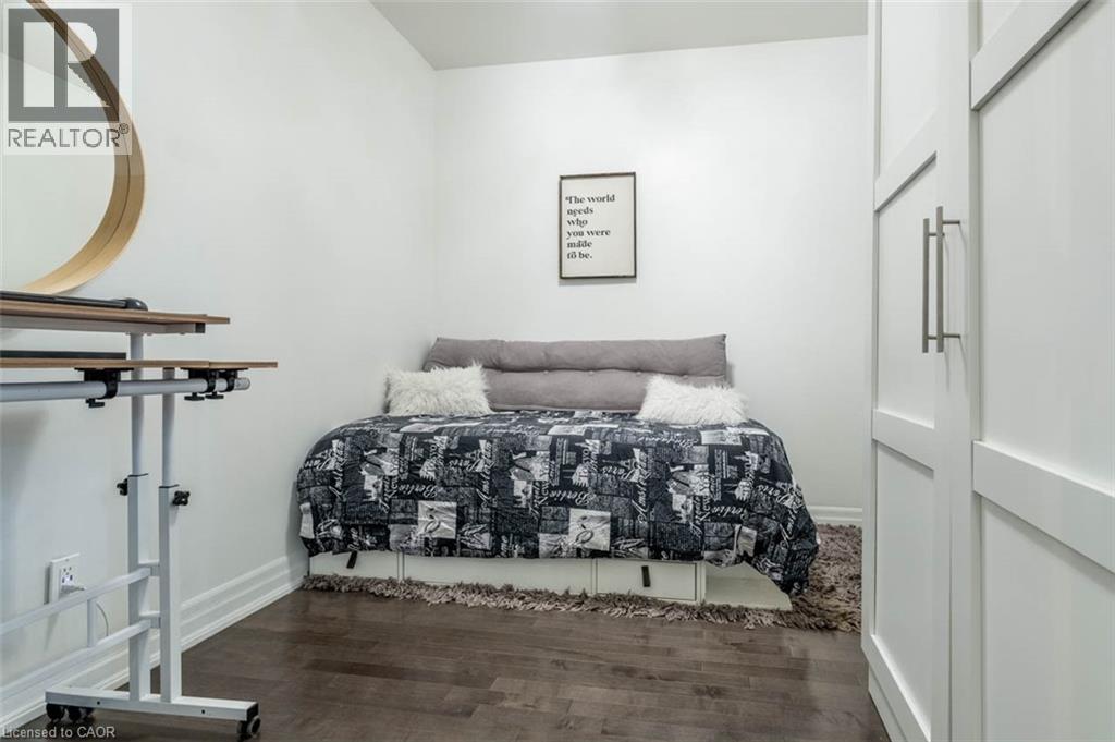 20 BURKEBROOK Place Unit# 328, Toronto, Ontario, M4G0A1 — Photo 6