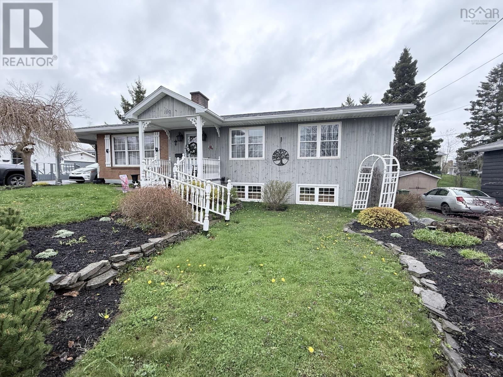 100 ChurchHill Drive - 24