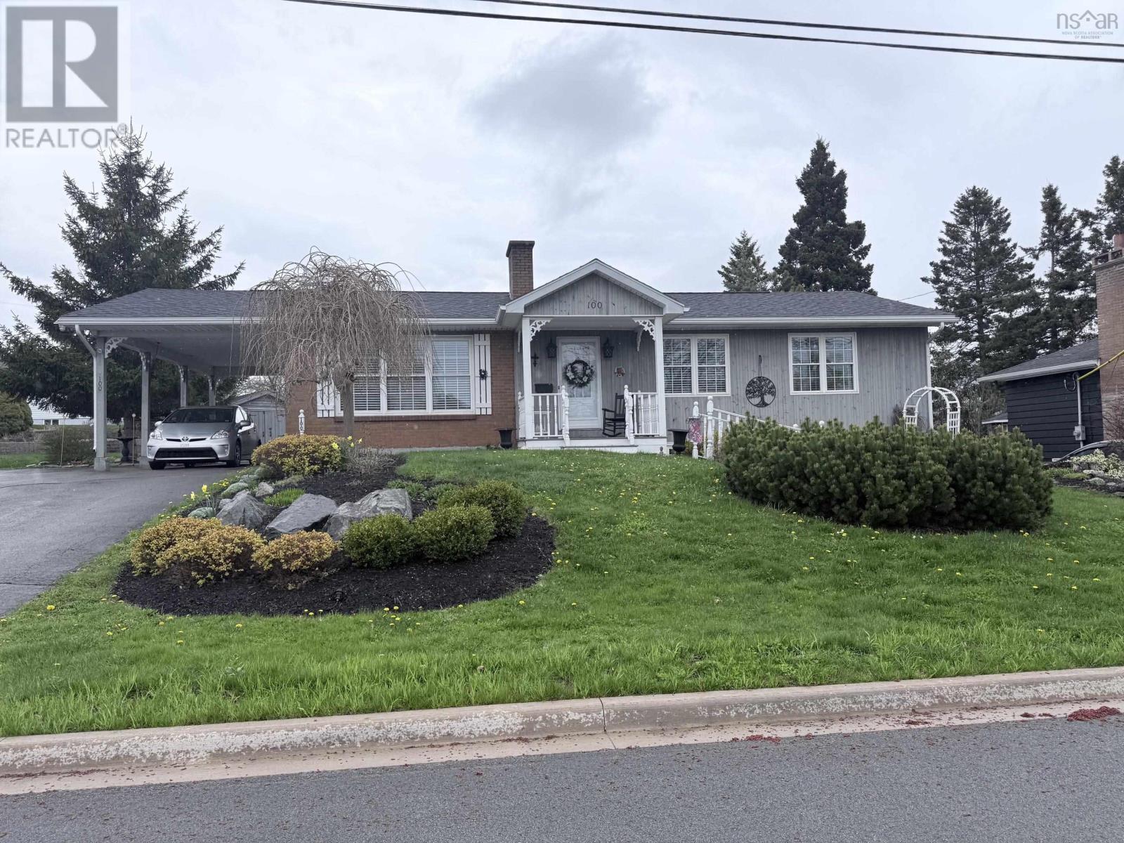 Property 2 of 26 of 100 ChurchHill Drive