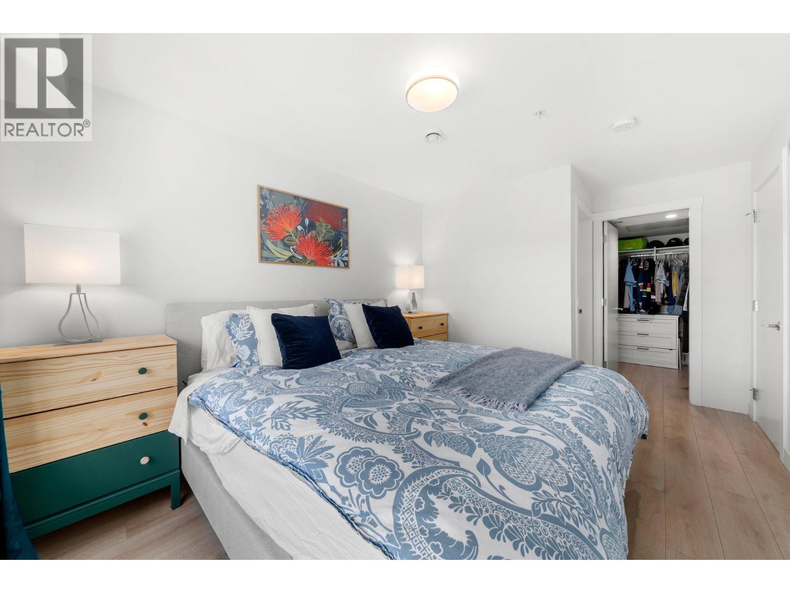 307 1519 CROWN STREET, North Vancouver