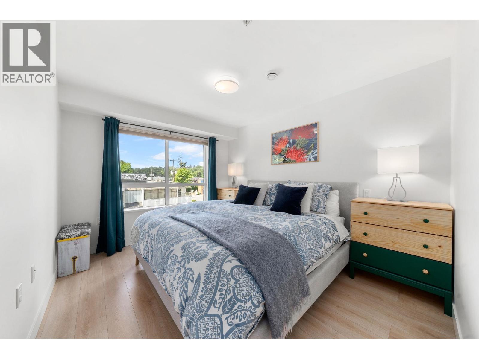 307 1519 CROWN STREET, North Vancouver