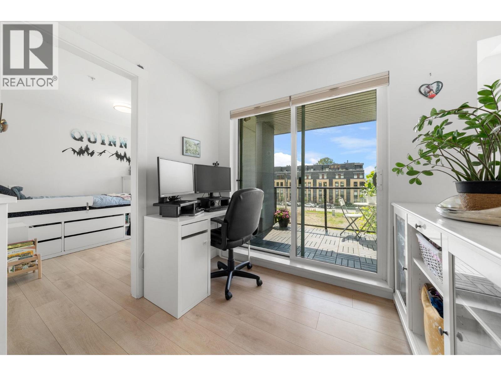 307 1519 CROWN STREET, North Vancouver