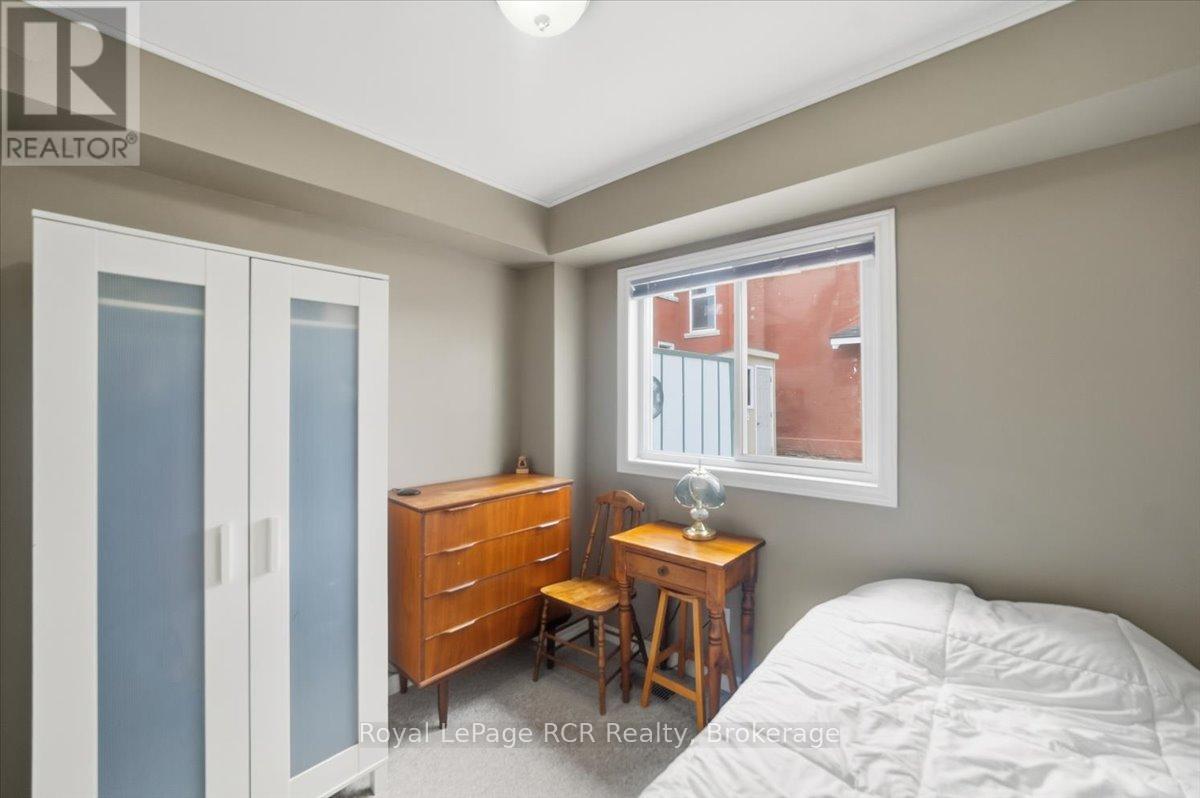 271 7TH STREET E - 13