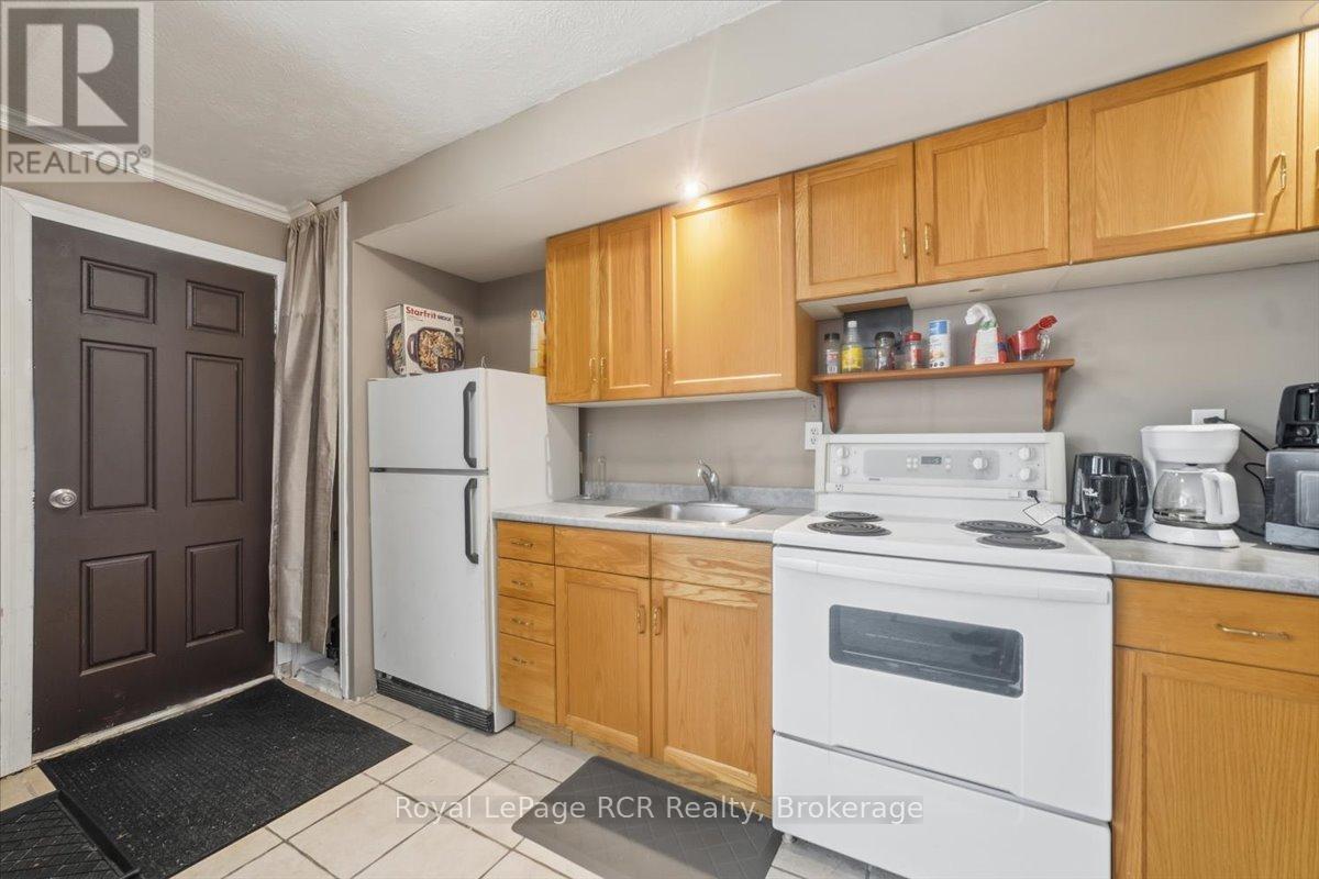 271 7TH STREET E - 28