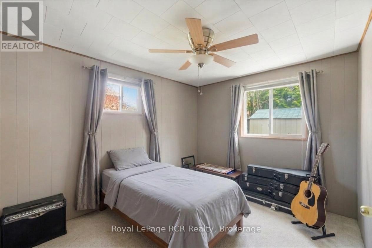 271 7TH STREET E - 29