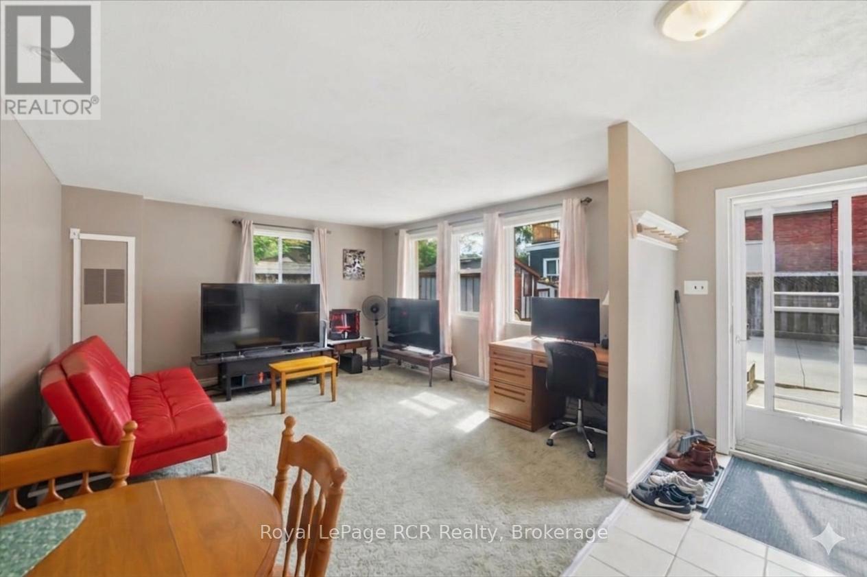271 7TH STREET E - 30