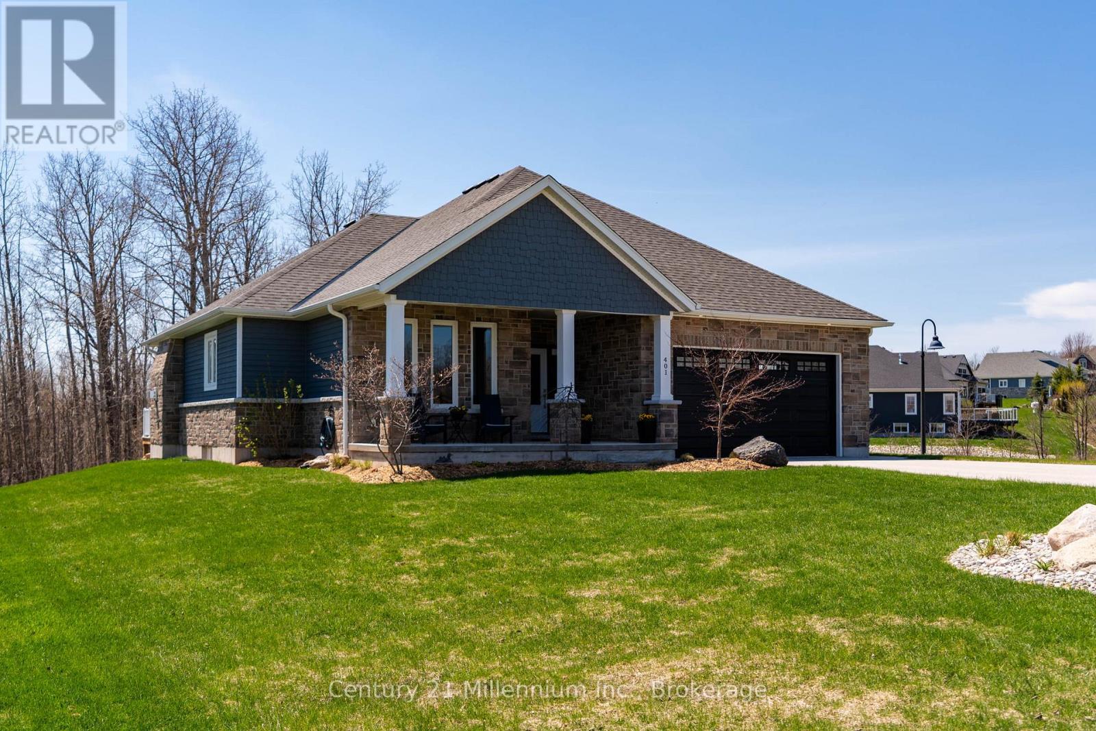 401 ALGOMA CRESCENT - 4