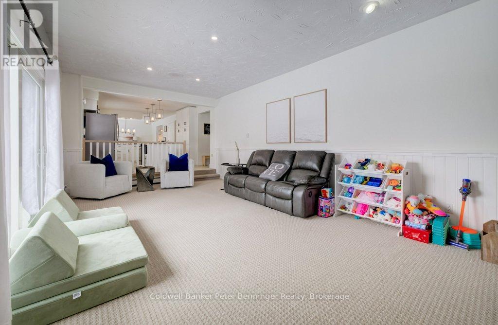 33 TOWER ROAD - 26