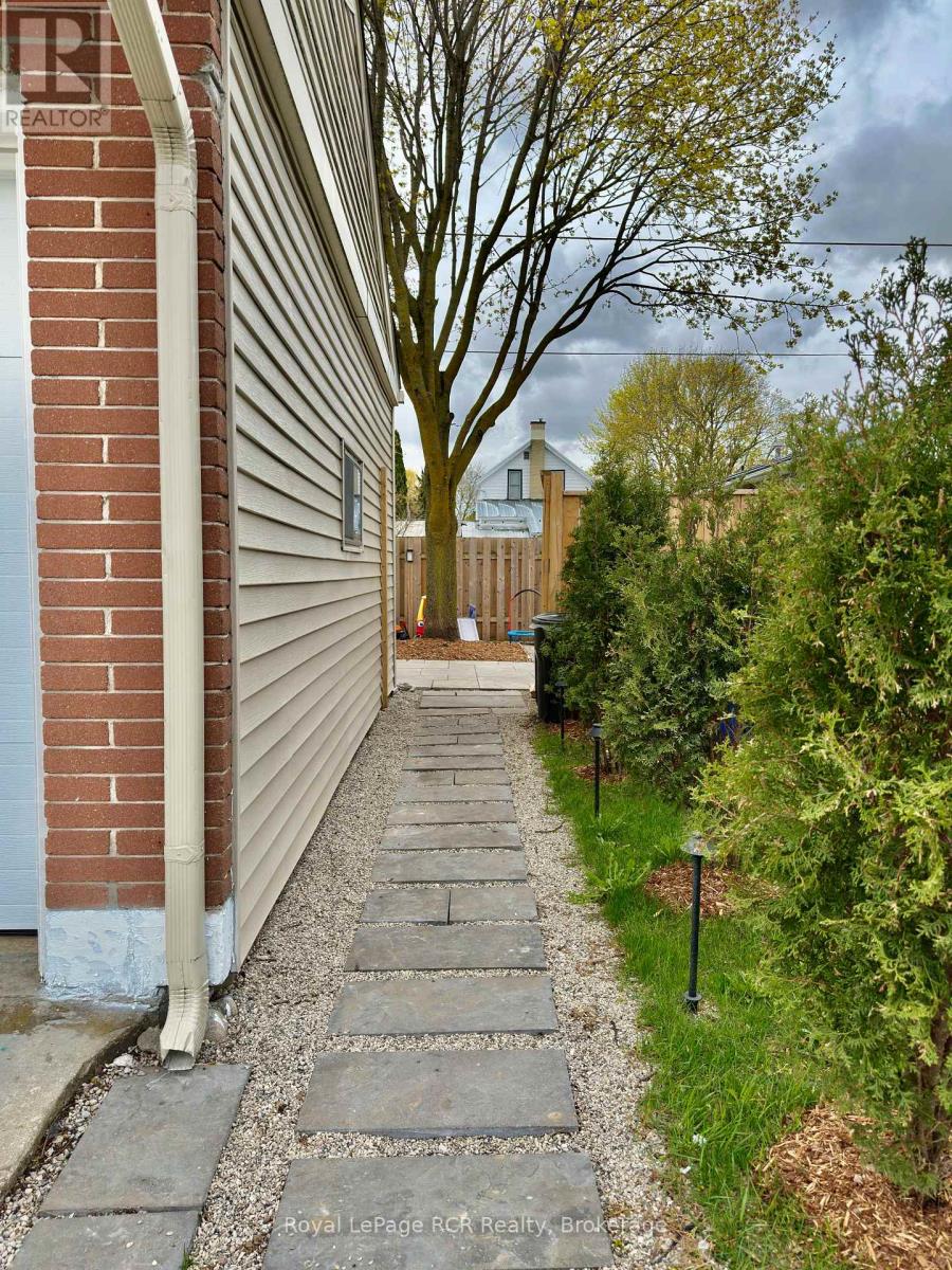 535 13TH STREET - 4