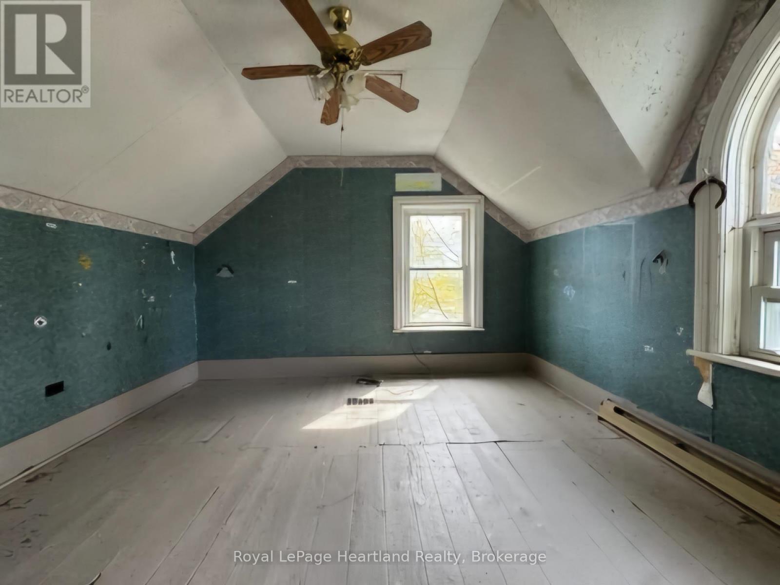 1614 HURON-BRUCE ROAD - 11