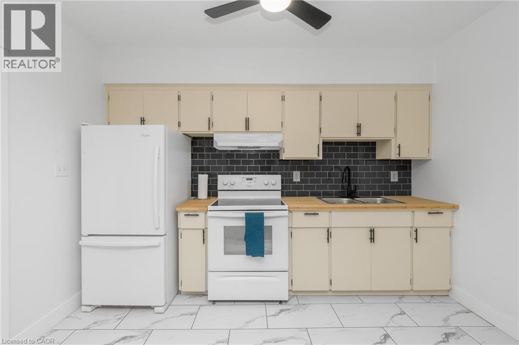153 GAGE Avenue N - 13