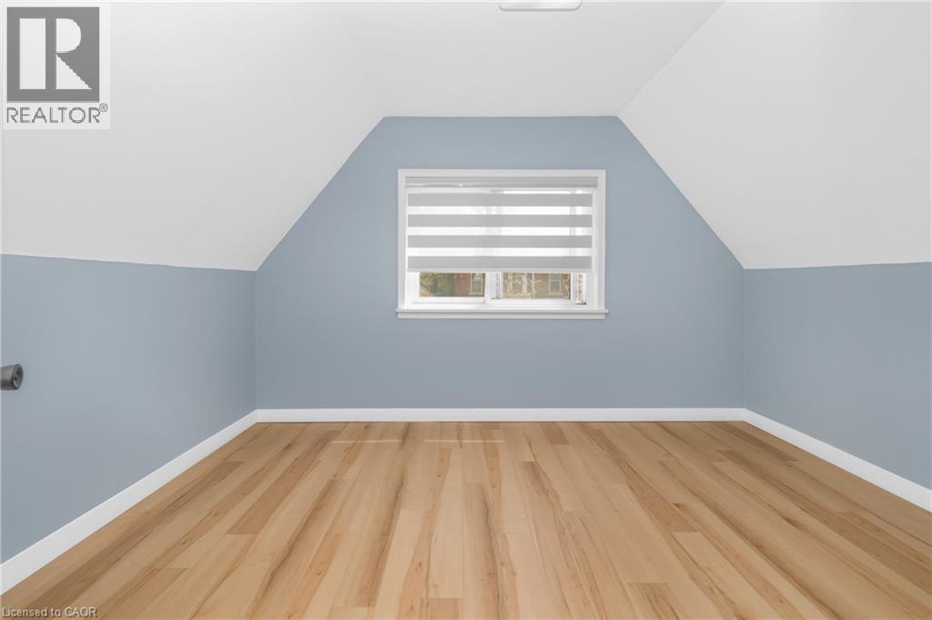 153 GAGE Avenue N - 20