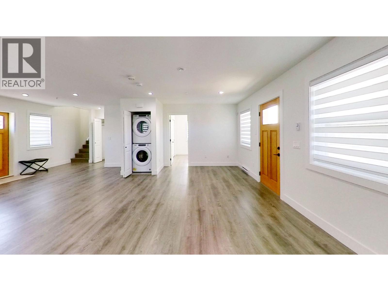 789 OTA AVENUE, New Westminster