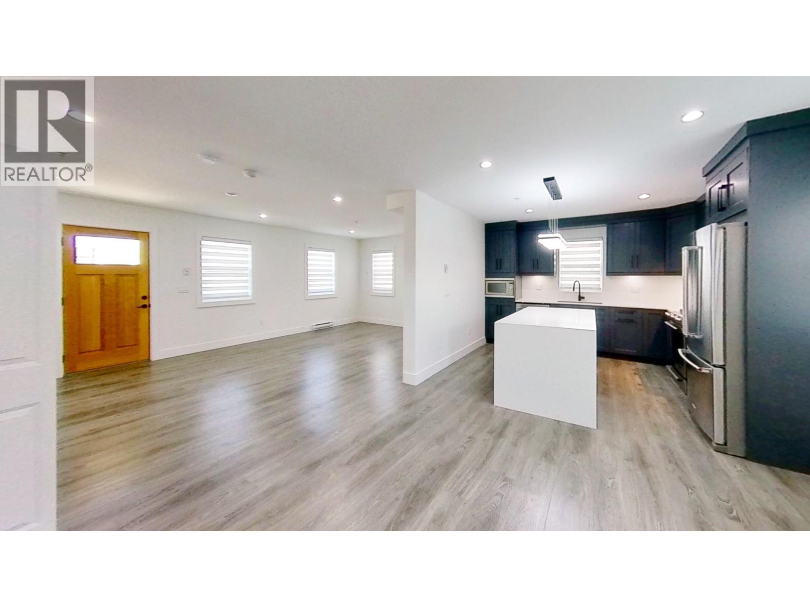 789 OTA AVENUE, New Westminster