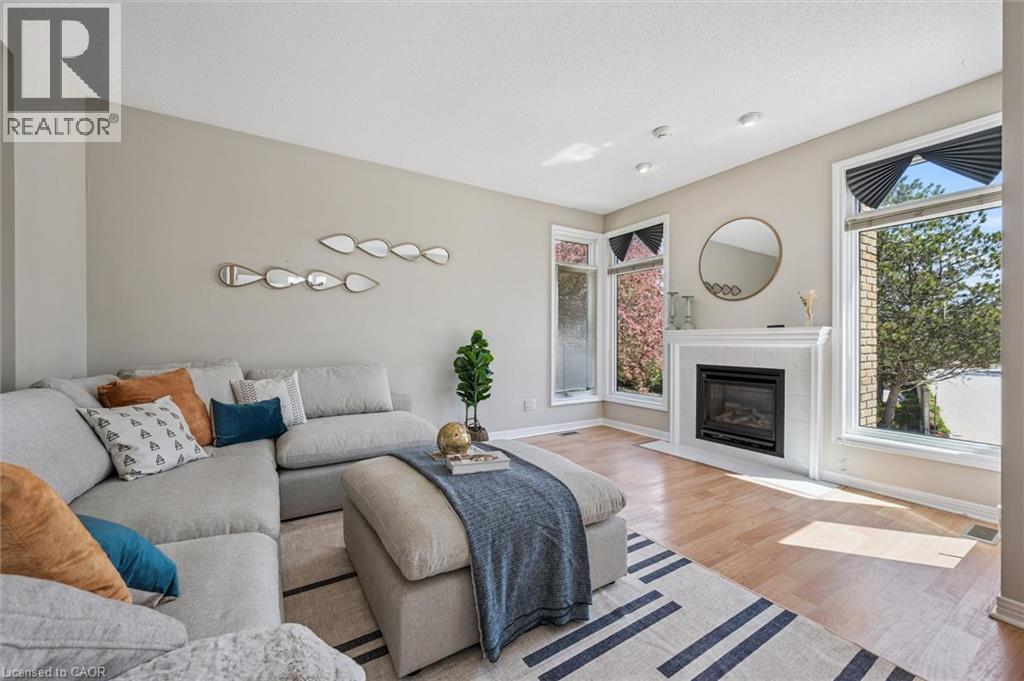 465 COLUMBIA Street W Unit# 4, Waterloo, Ontario, N2T2N3 — Photo 16