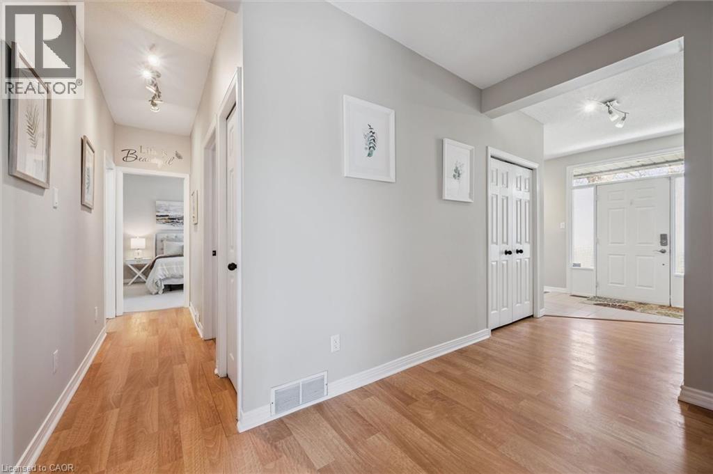 465 COLUMBIA Street W Unit# 4, Waterloo, Ontario, N2T2N3 — Photo 20