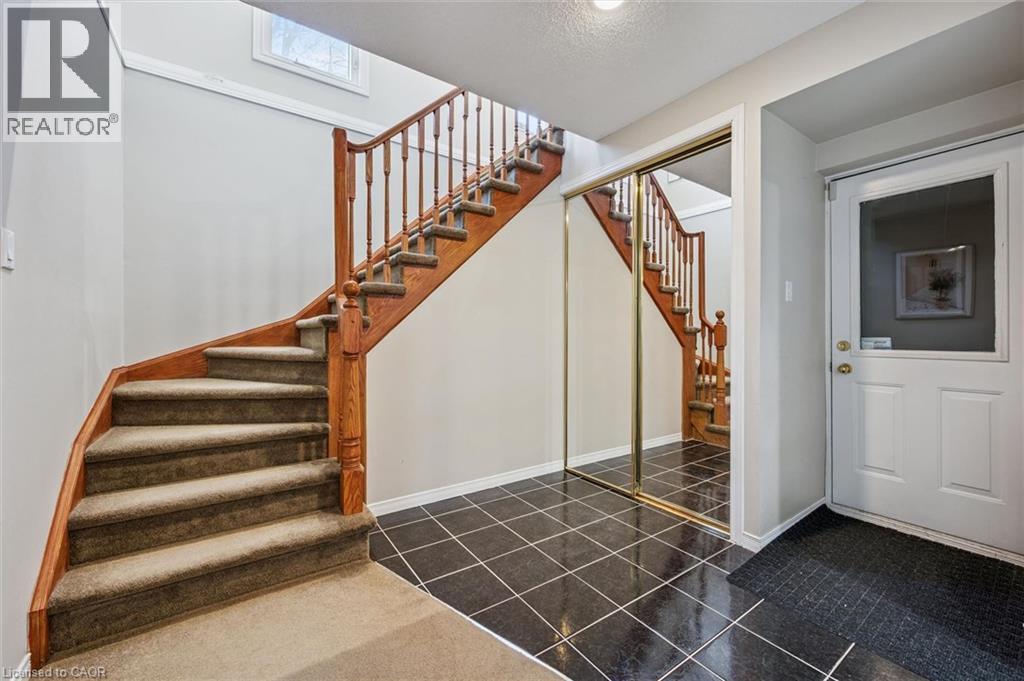 465 COLUMBIA Street W Unit# 4, Waterloo, Ontario, N2T2N3 — Photo 30