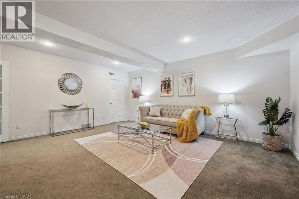 465 COLUMBIA Street W Unit# 4, Waterloo, Ontario, N2T2N3 — Photo 33