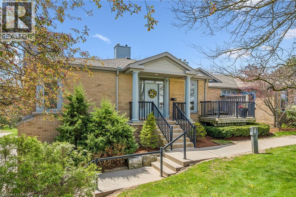 465 COLUMBIA Street W Unit# 4, Waterloo, Ontario, N2T2N3 — Photo 4
