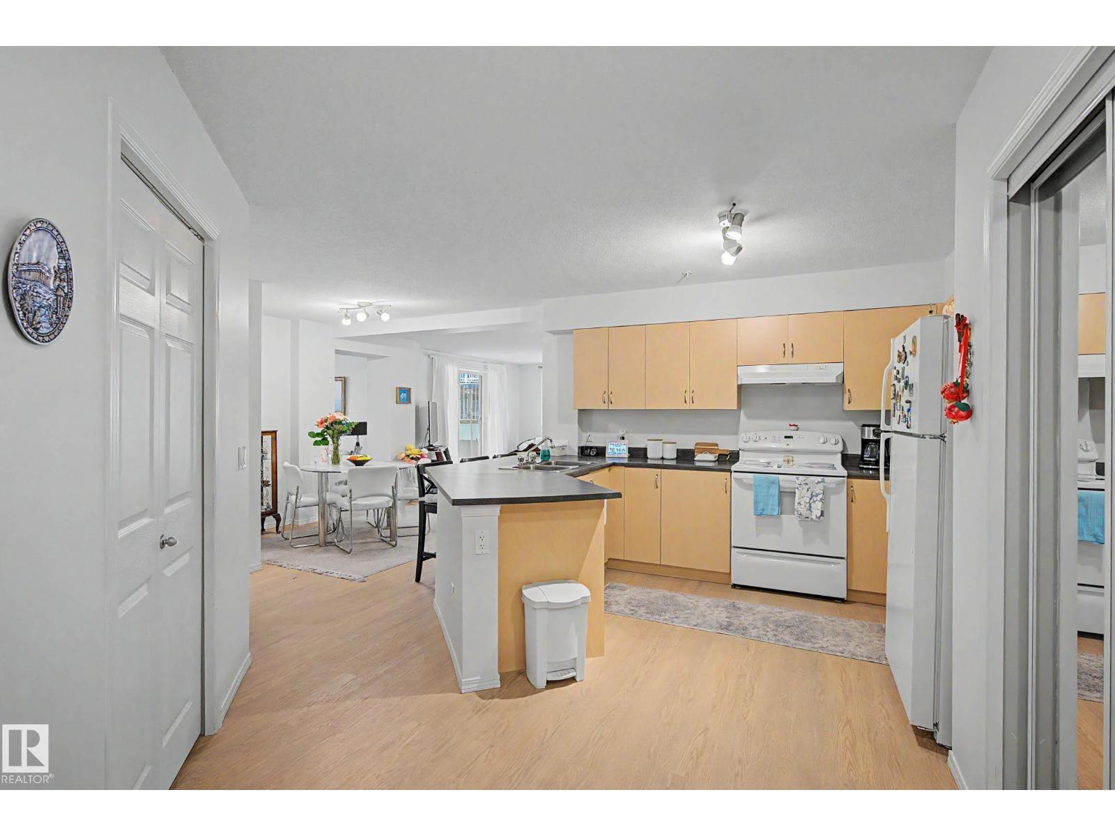 #119 40 SUMMERWOOD BV, Sherwood Park