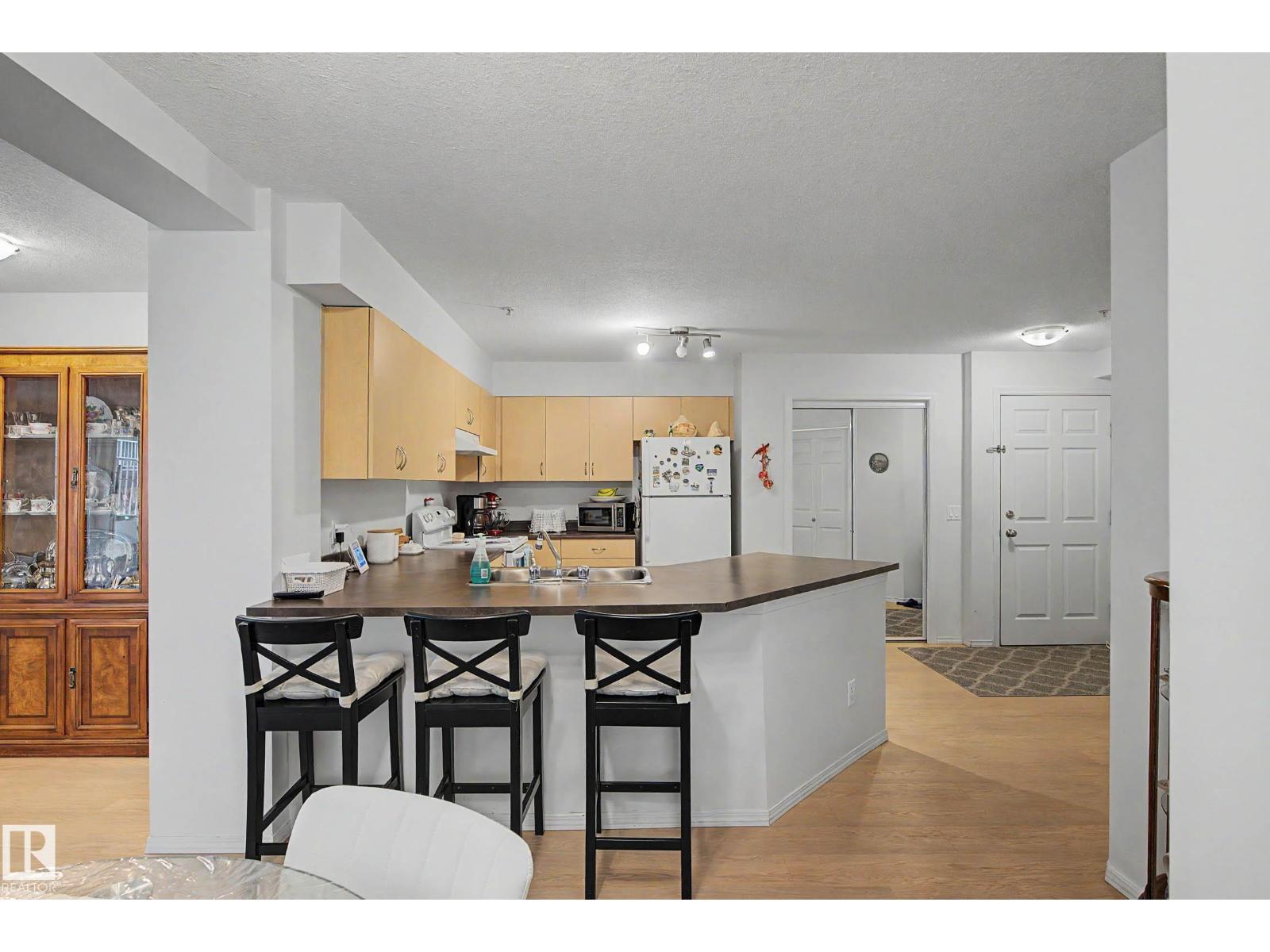 #119 40 SUMMERWOOD BV, Sherwood Park