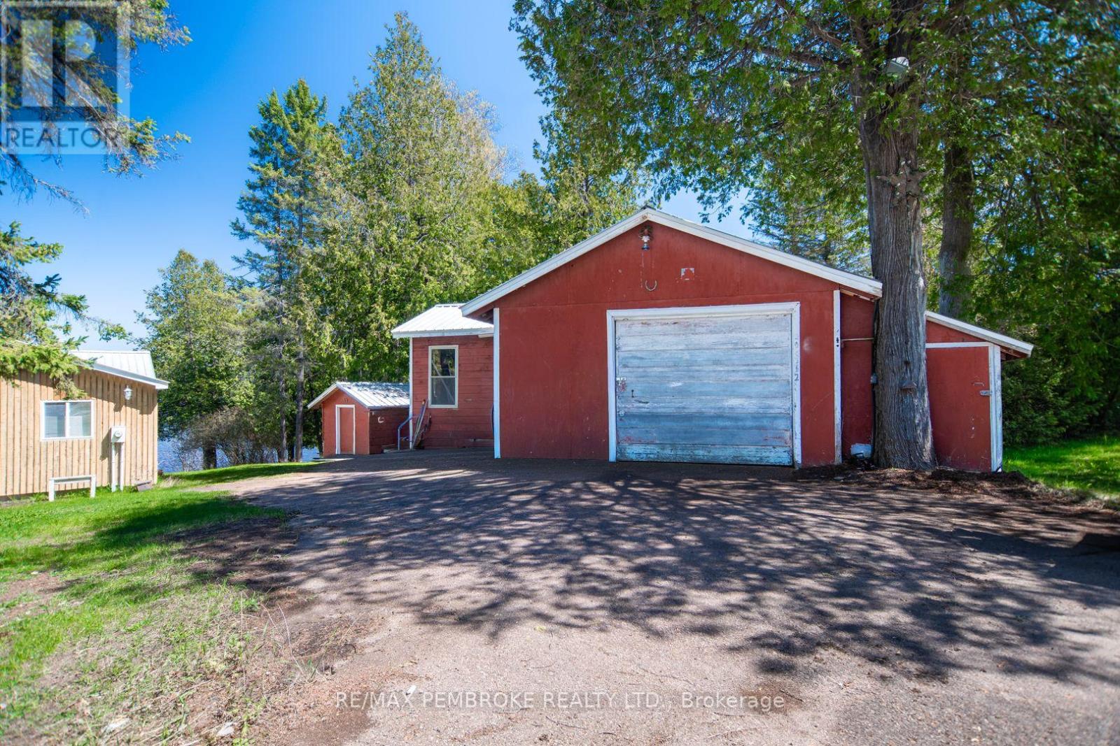 714 LACROIX BAY ROAD - 31