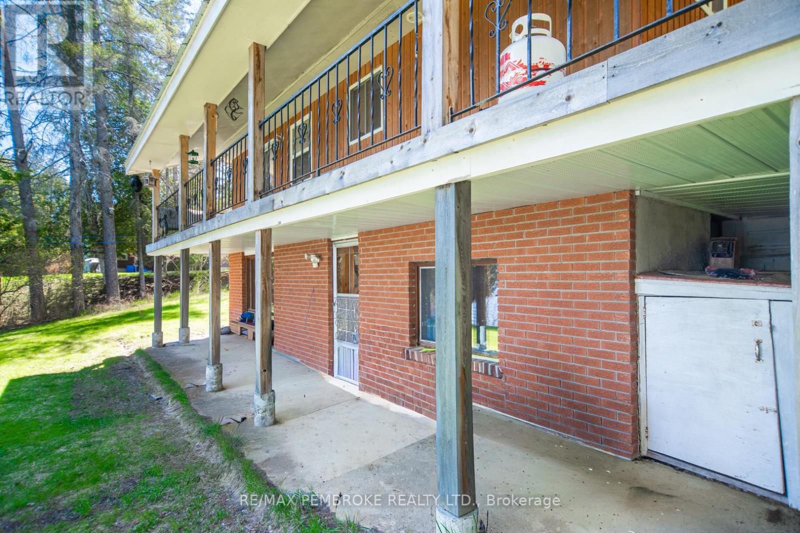 714 LACROIX BAY ROAD - 39
