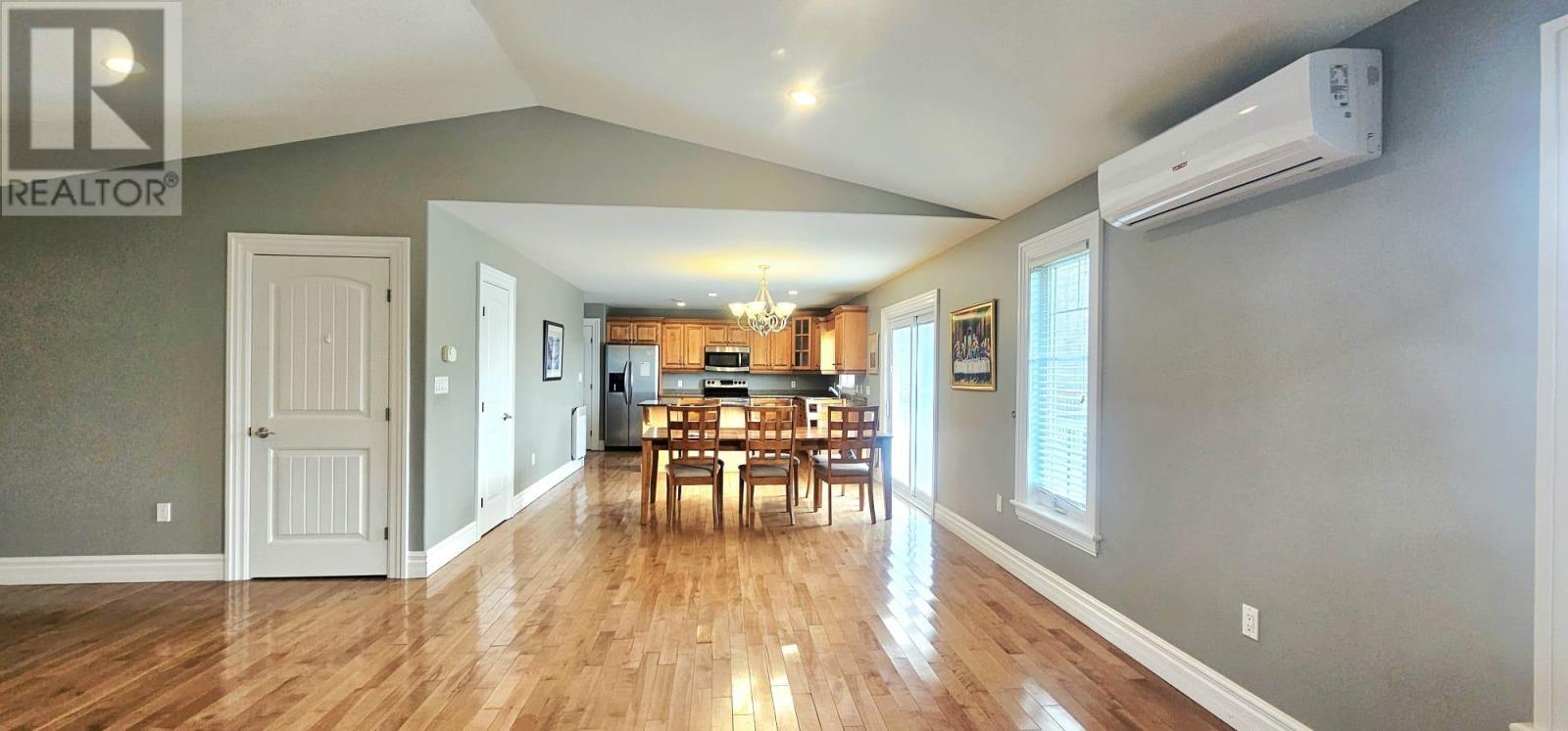 53 Bonavista Avenue - 8