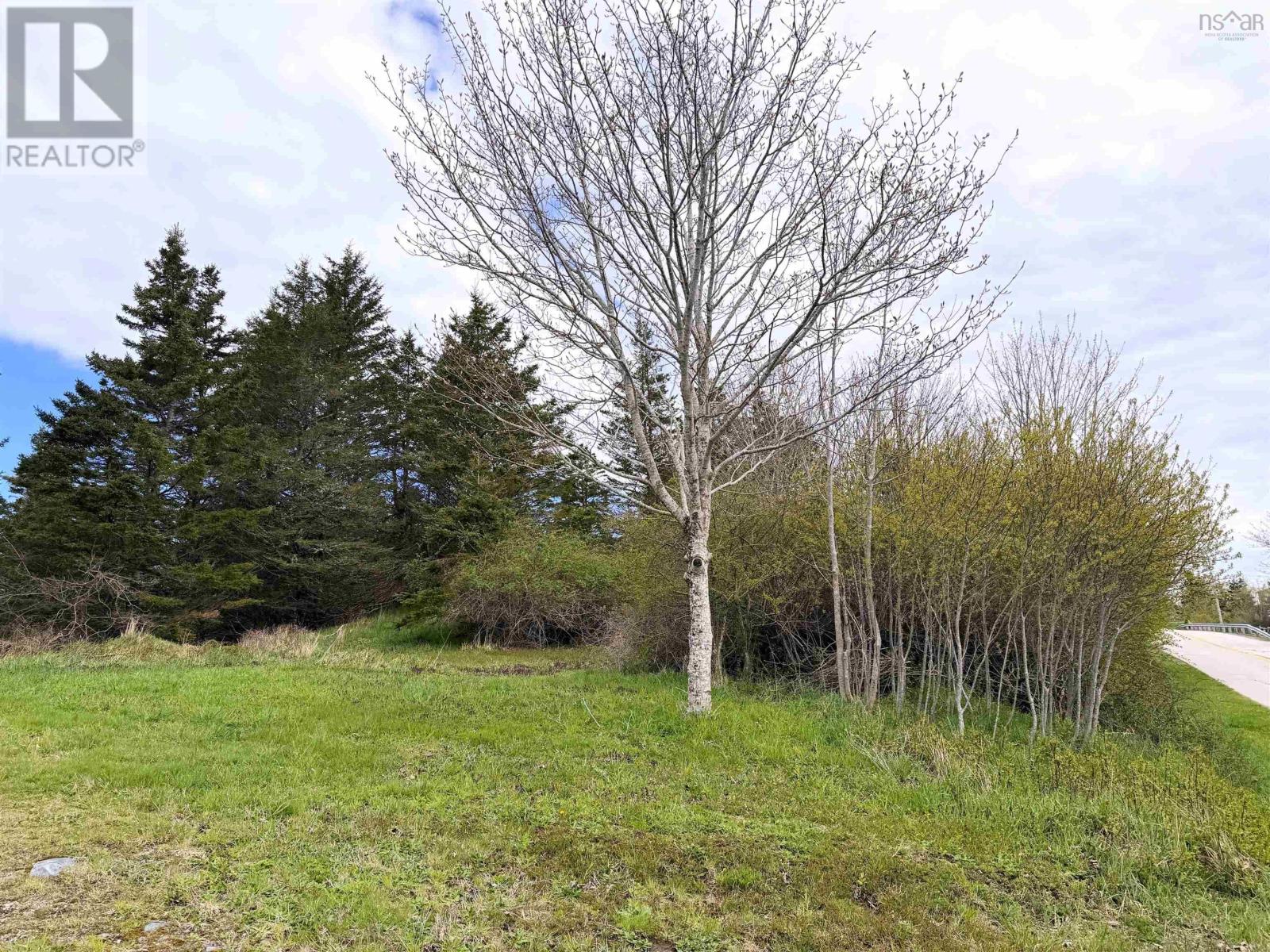 Property 3 of 25 of Lot 5, Lakeside Road