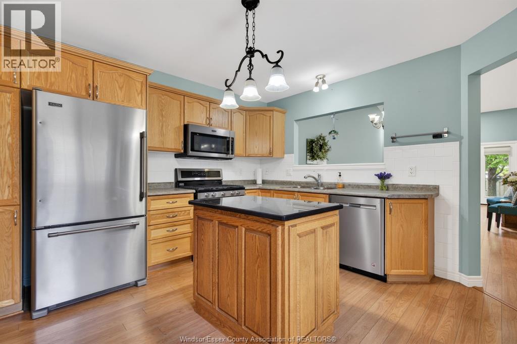 13 Leonard DRIVE, Kingsville, Ontario, N9Y4G4 — Photo 4