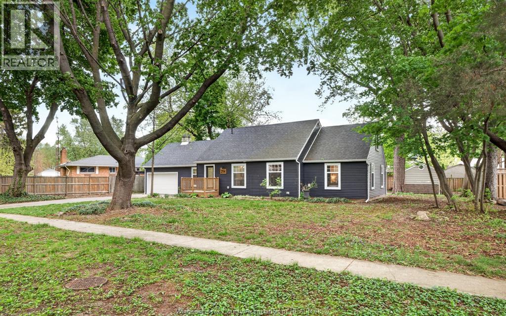 214 CORONADO, Tecumseh, Ontario, N8N2E2 — Photo 3