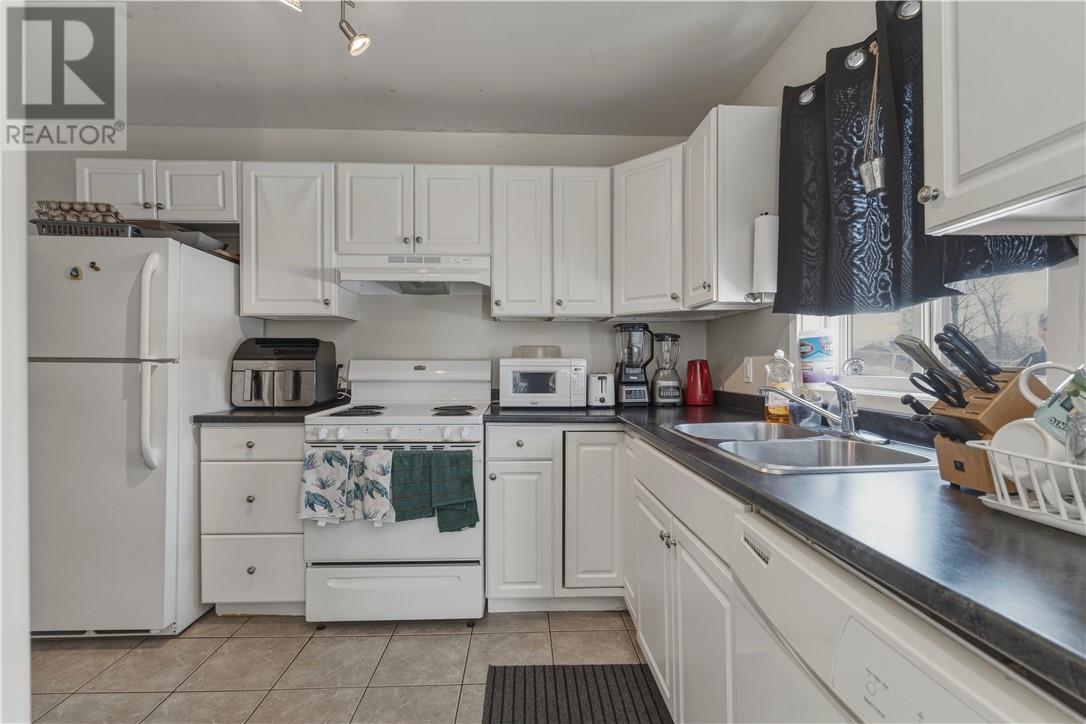 339 Bessie Avenue, Sudbury, Ontario, P3C4H6 — Photo 21