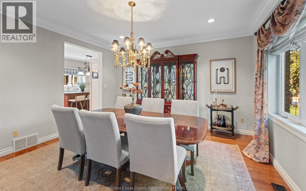 379 ELMGROVE DRIVE - 12