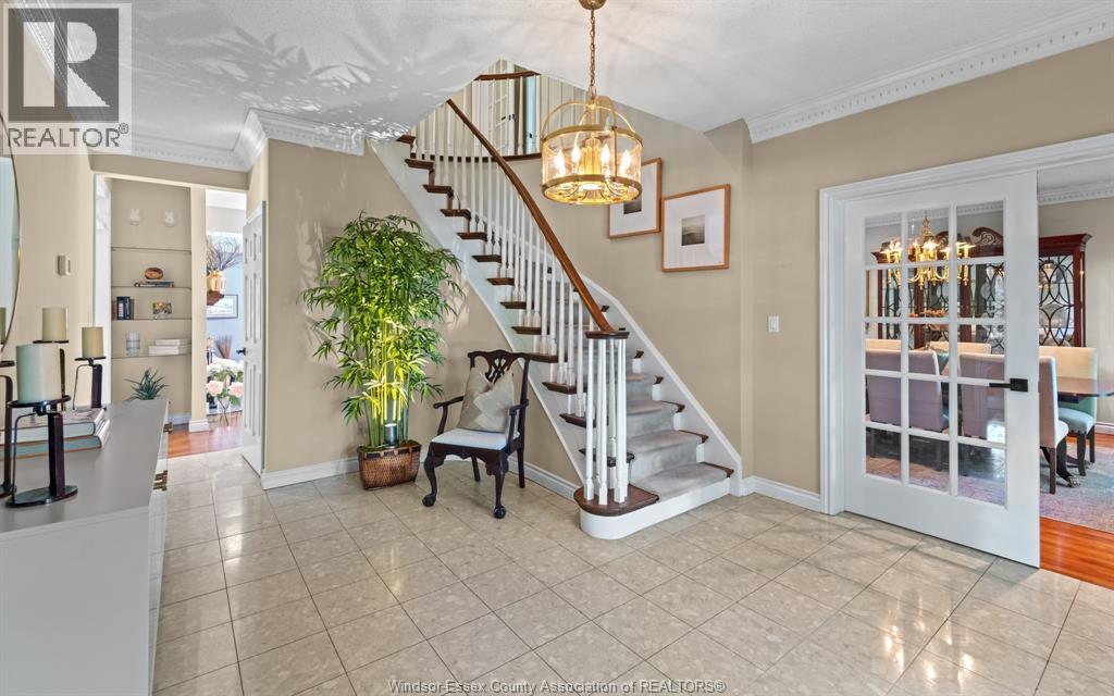 379 ELMGROVE DRIVE - 11