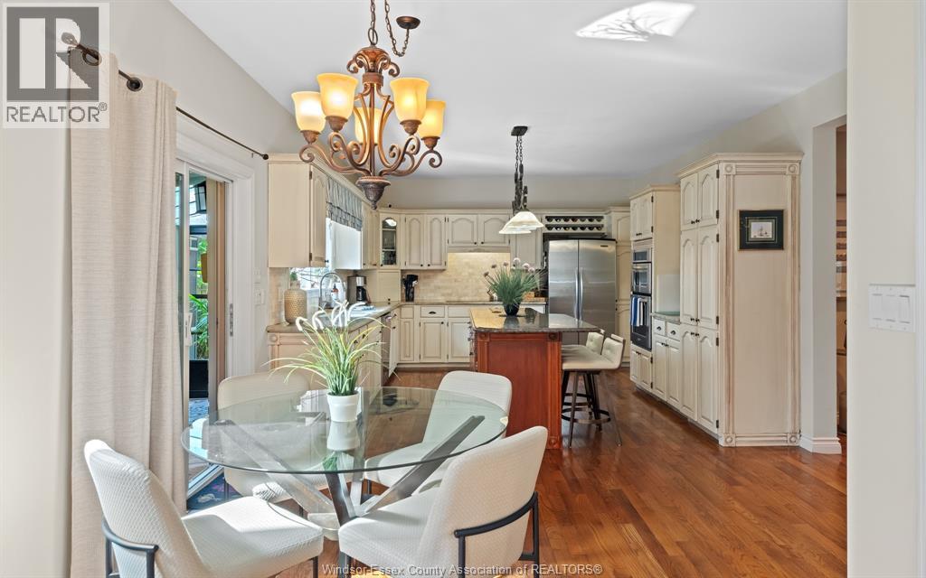 379 ELMGROVE DRIVE - 21