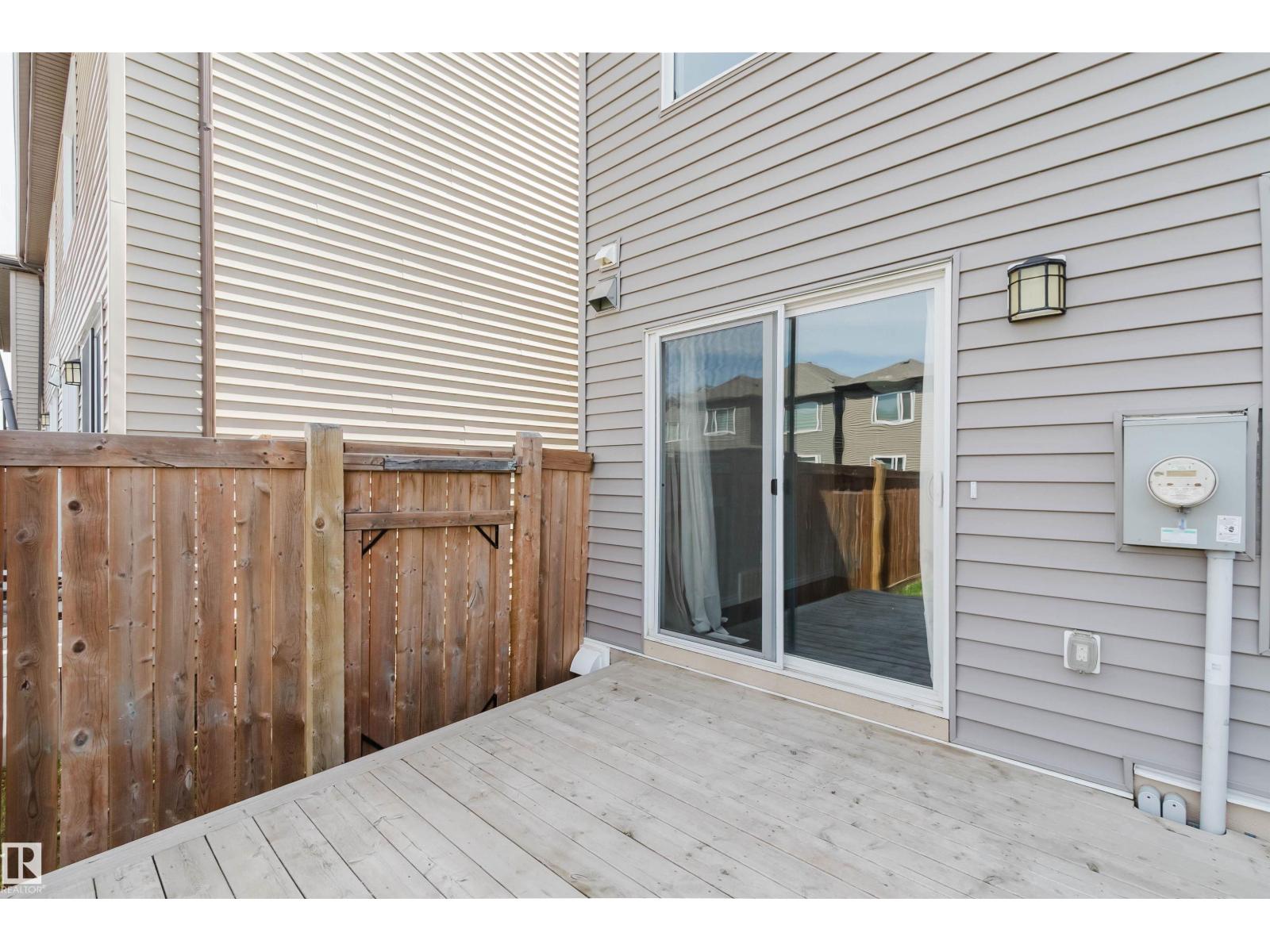 2082 PRICE LANDING SW - 33