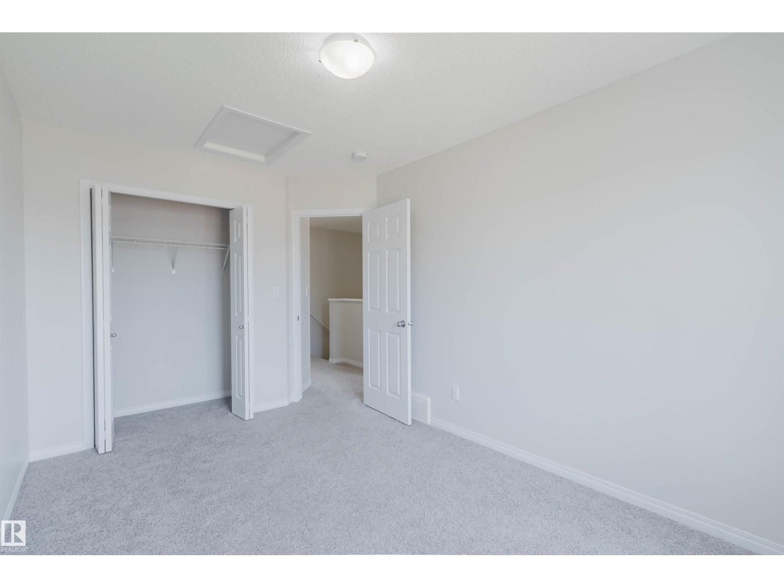 2082 PRICE LANDING SW - 26