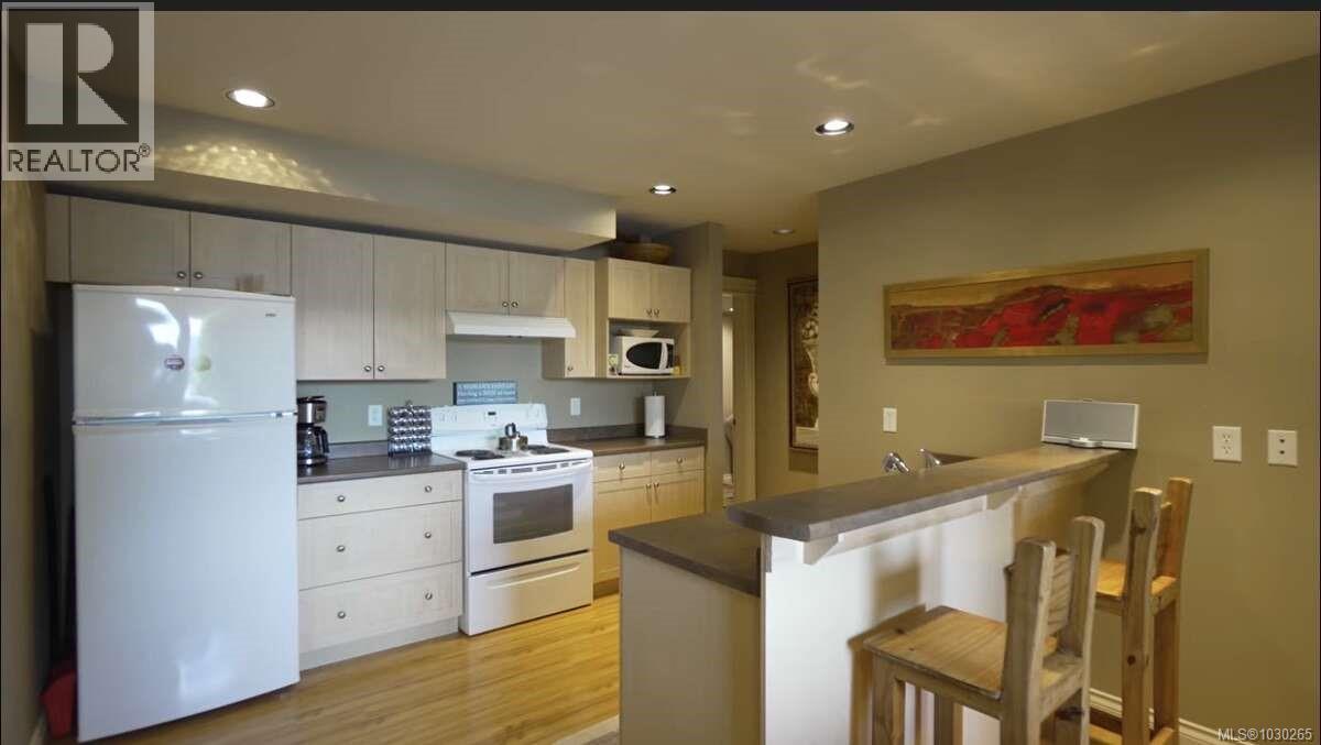 7002 East Sooke Rd - 58