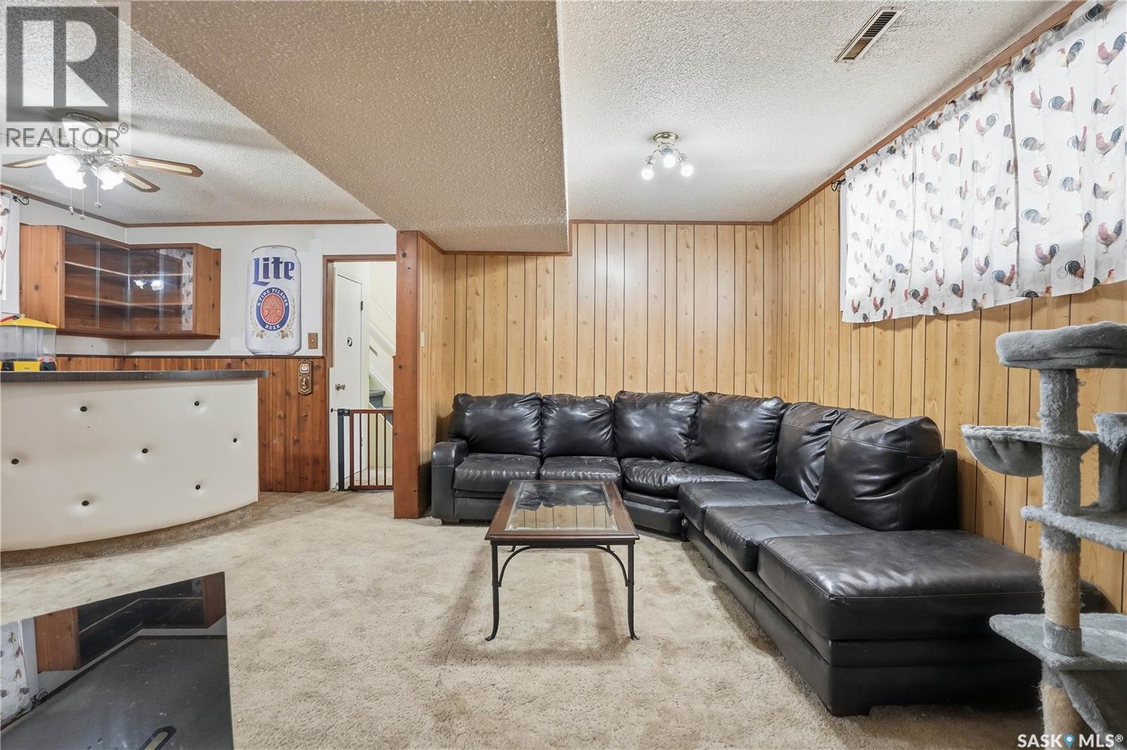 1874 Broder STREET - 31