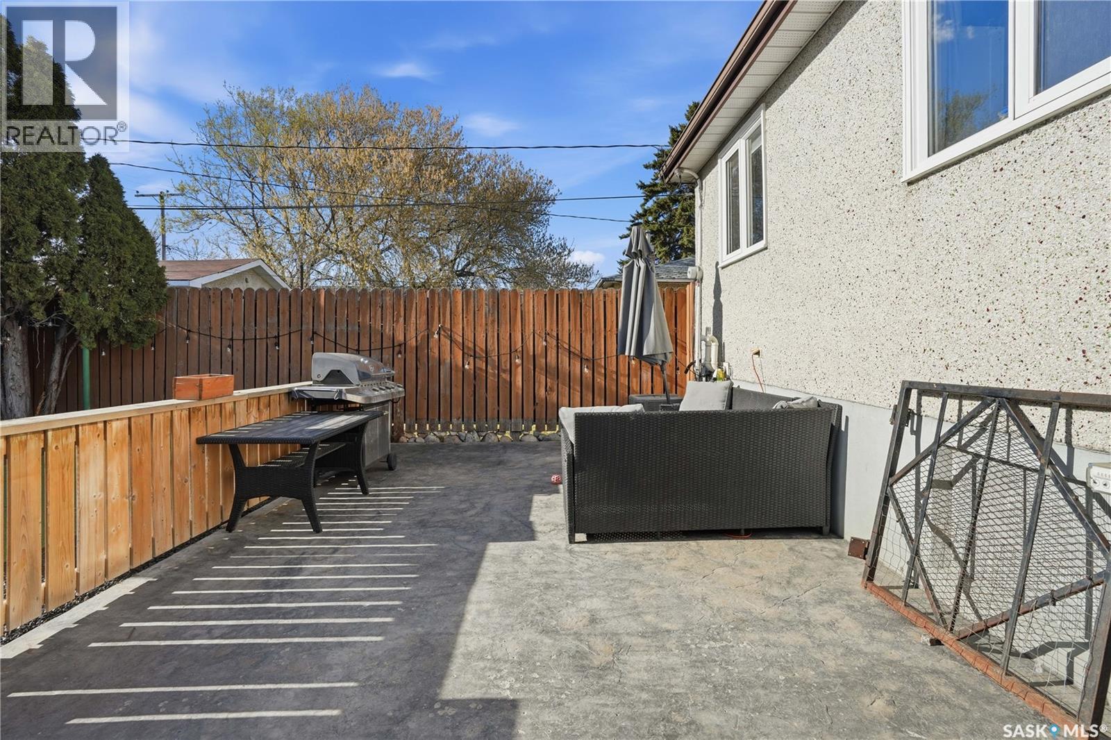 1874 Broder STREET - 39