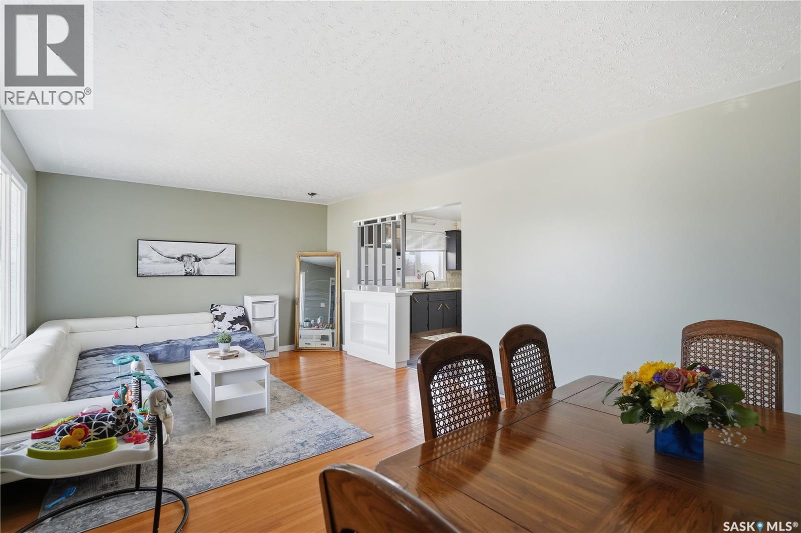1874 Broder STREET - 4