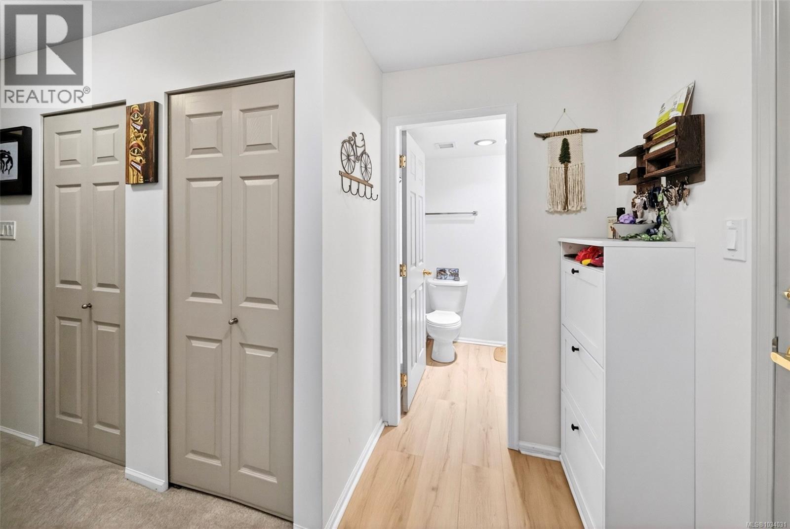#206 3225 Alder St - 17
