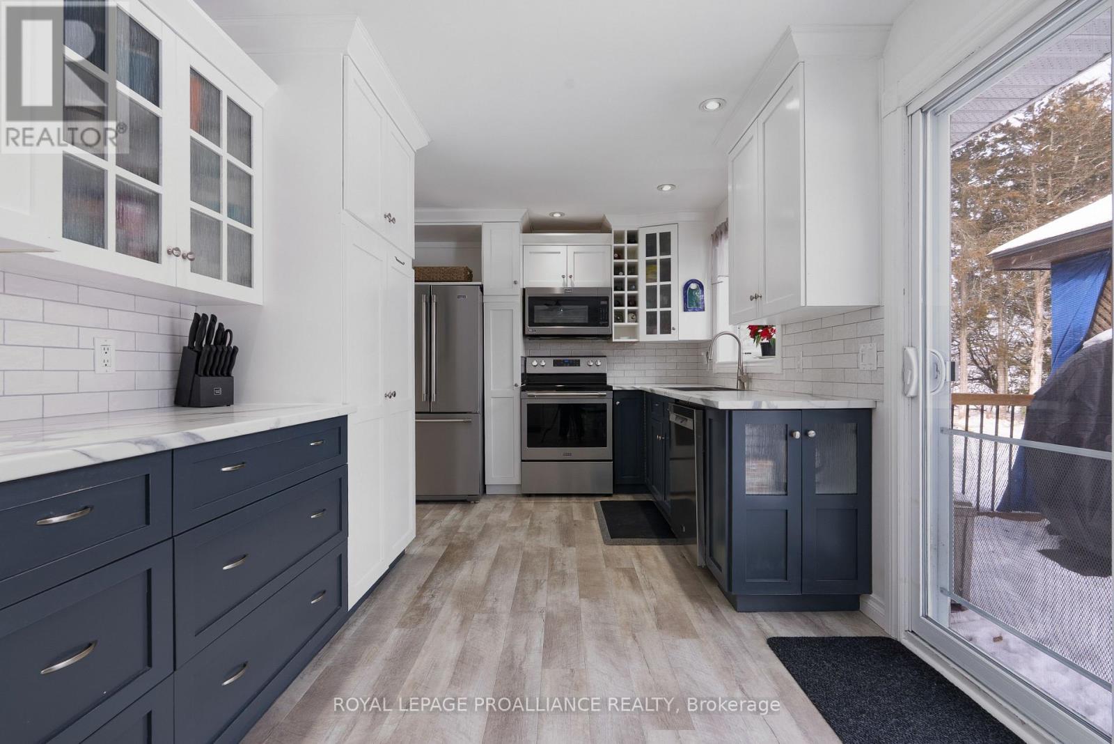 202 HUNTINGWOOD DRIVE - 17