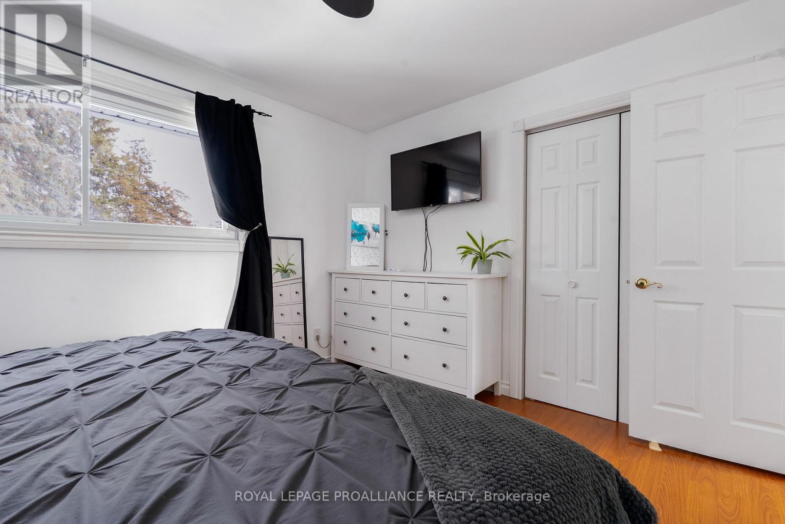 202 HUNTINGWOOD DRIVE - 23