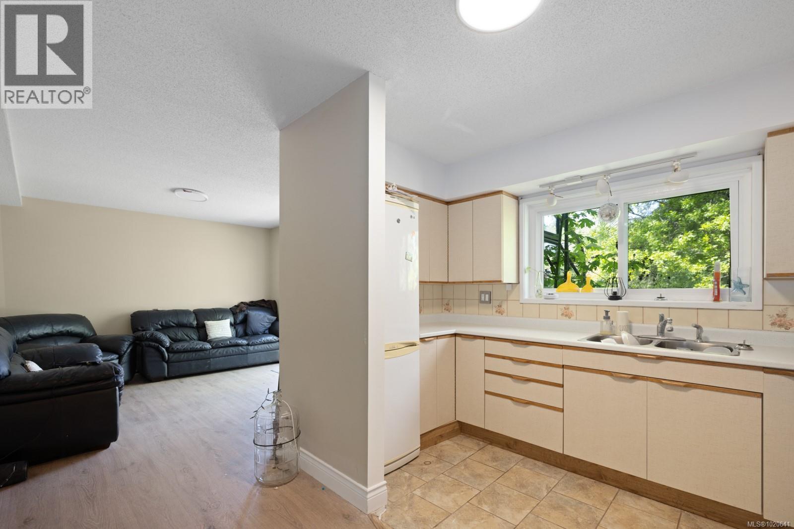 1435 Cherry Point Rd - 47
