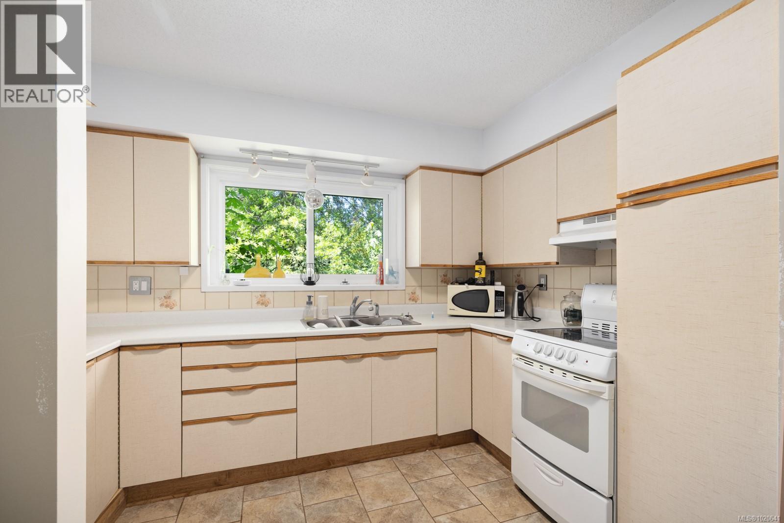 1435 Cherry Point Rd - 48