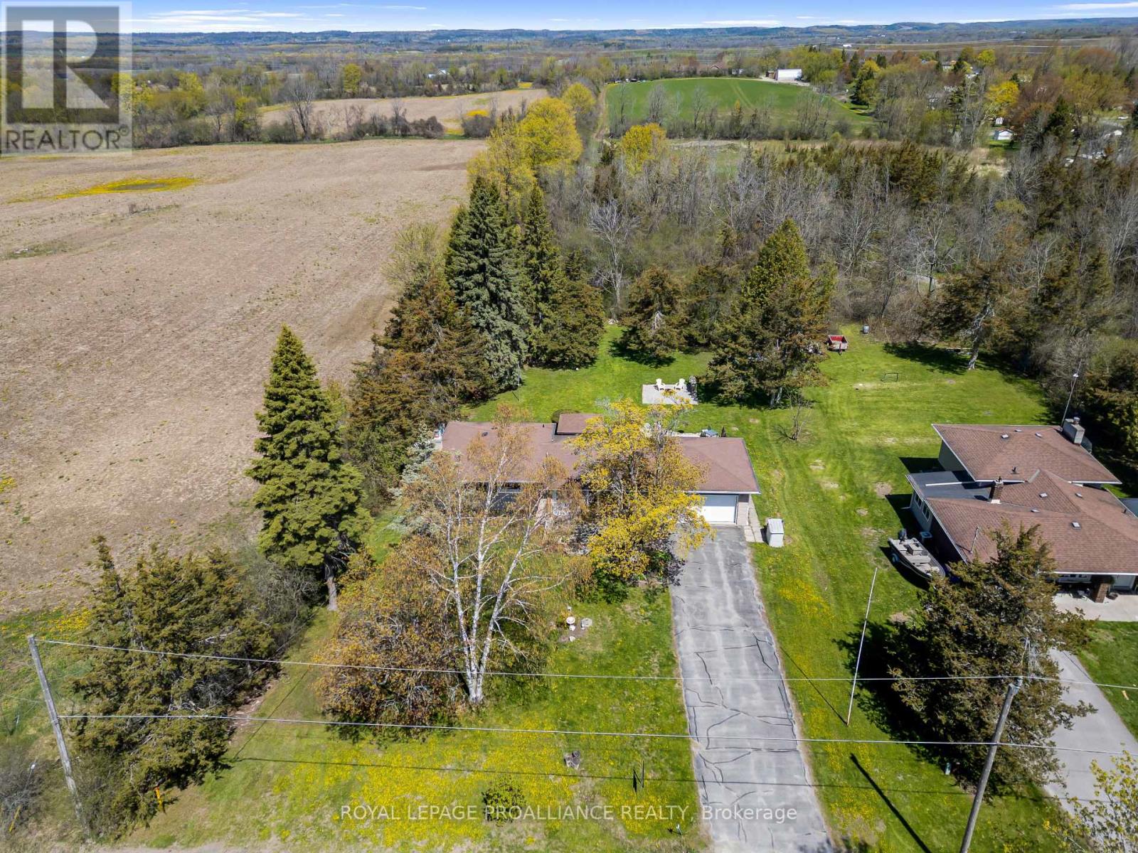202 HUNTINGWOOD DRIVE - 40