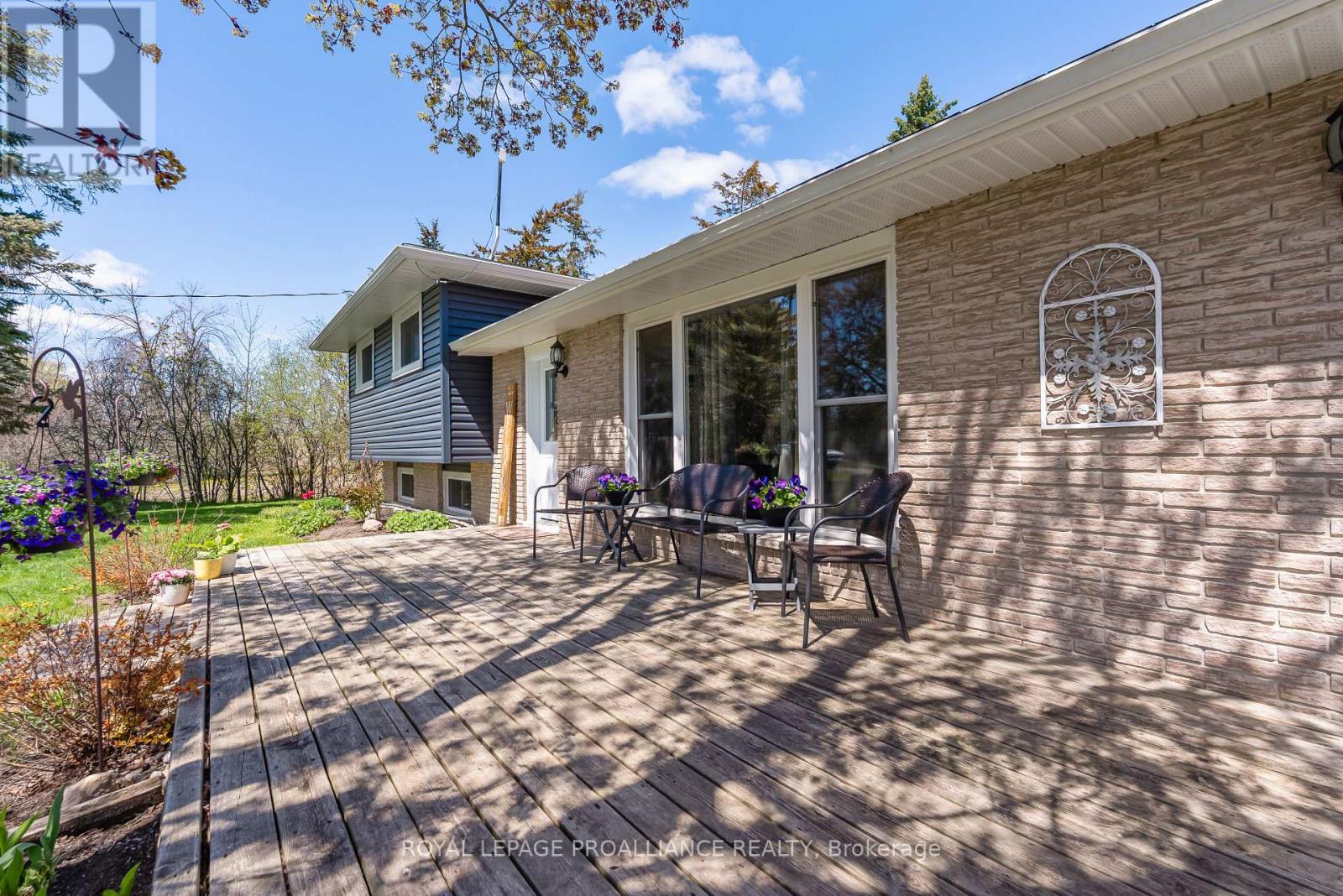202 HUNTINGWOOD DRIVE - 8
